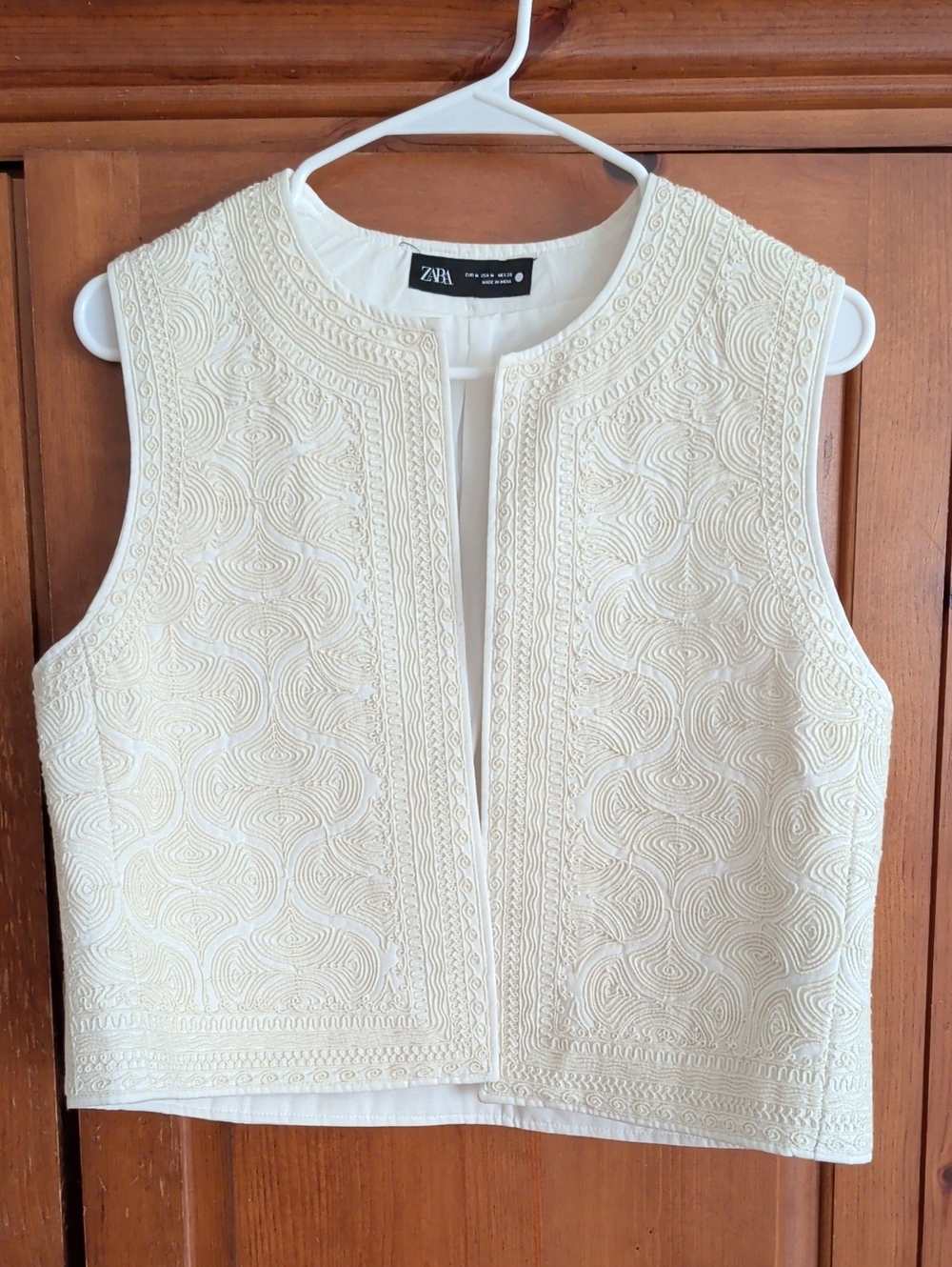 ZARA Cream Embroidered Sleeveless Vest